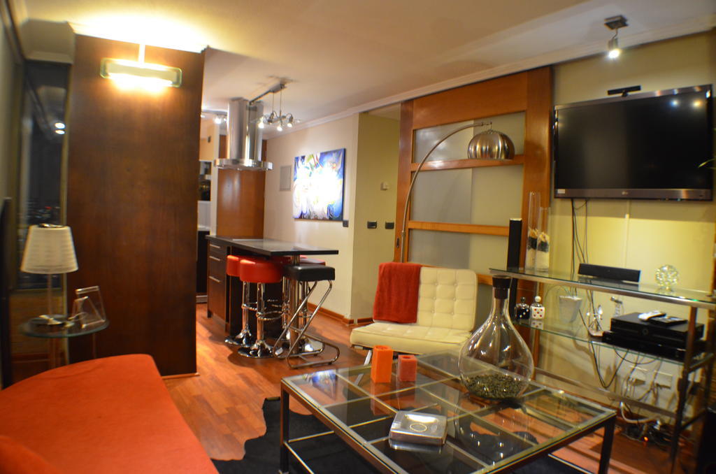Apartamentos Capital Santiago Oda fotoğraf