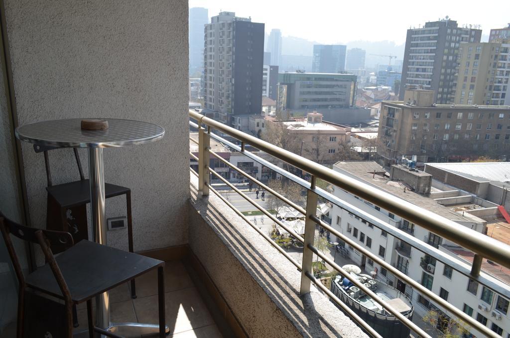 Apartamentos Capital Santiago Oda fotoğraf